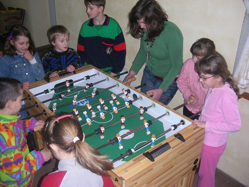 Obowiazywala kolejka